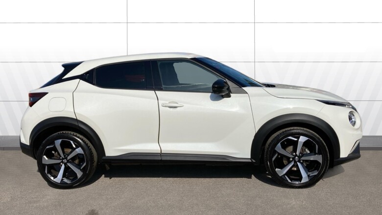 Nissan Juke 1.0 DiG-T 114 Tekna 5dr Petrol Hatchback